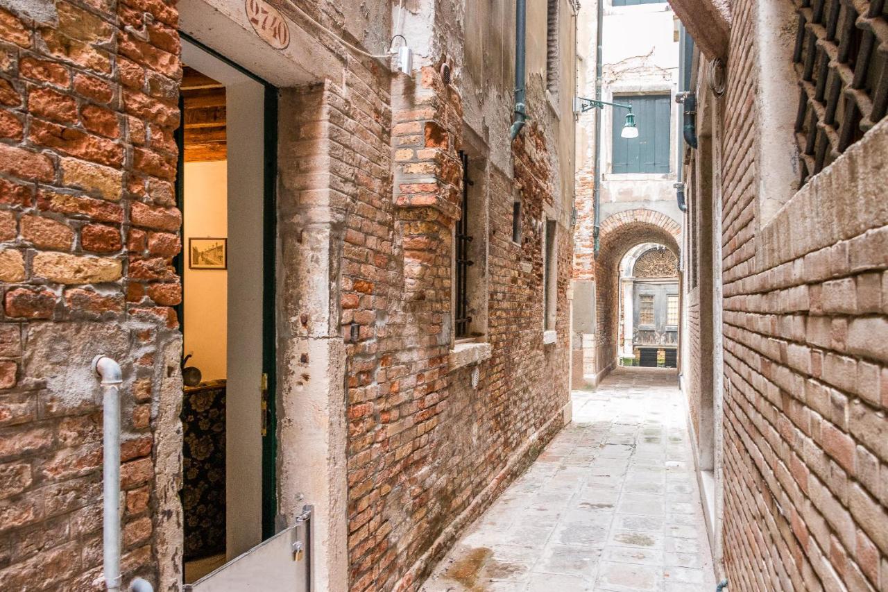 Noble House With @original Venetian Murales