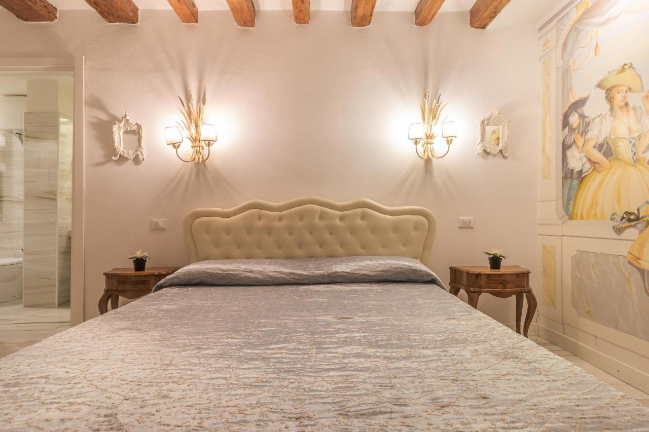 Apartment Noble House With @original Venetian Murales *
